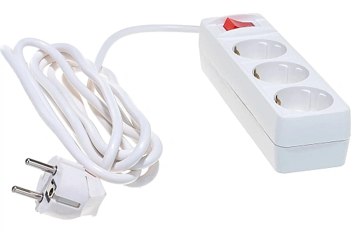 Удлинитель 3гнезда  3м с заземлением выключатель ПВС 2200Вт 3x0.75мм² Союз (45)