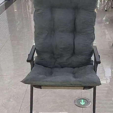 Кресло складное с подлокотниками "Люкс", 62*64*100 см, беж+серый,3 положения.