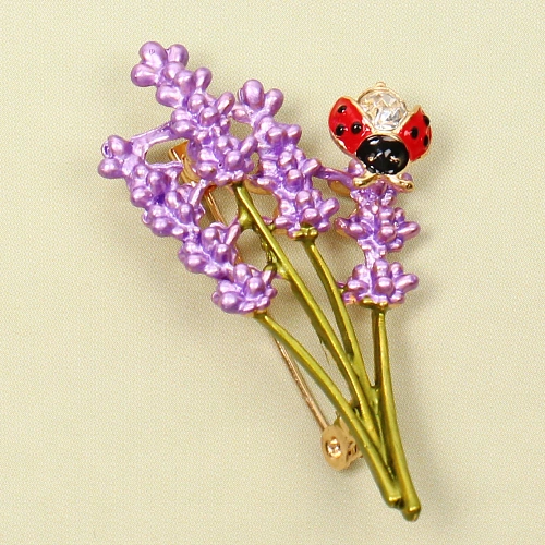Брошь GOLD Podarok, Веточка лаванды с божьей коровкой, цвет как на фото, 5229см (символ Любви и Нежности)_3